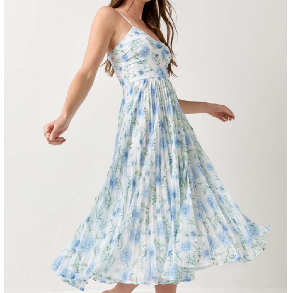 Floral Pleated Dress